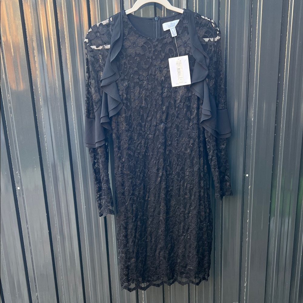 Badgley Mischka Belle Black Lace Long Sleeve Ruffle Cocktail Dress Size 8 NWT